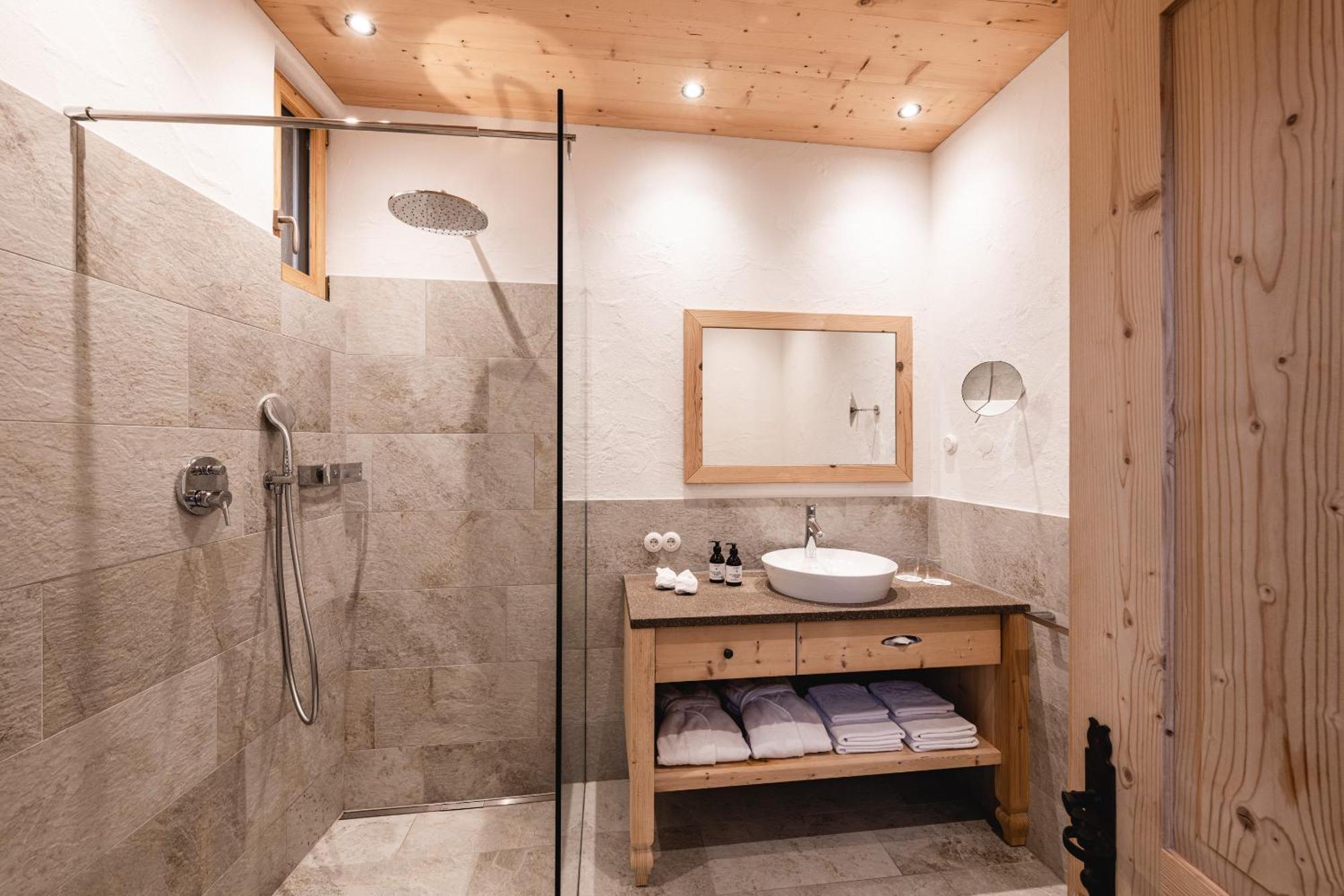 Apartamento Huber Unterm Baum Lagundo Habitación foto